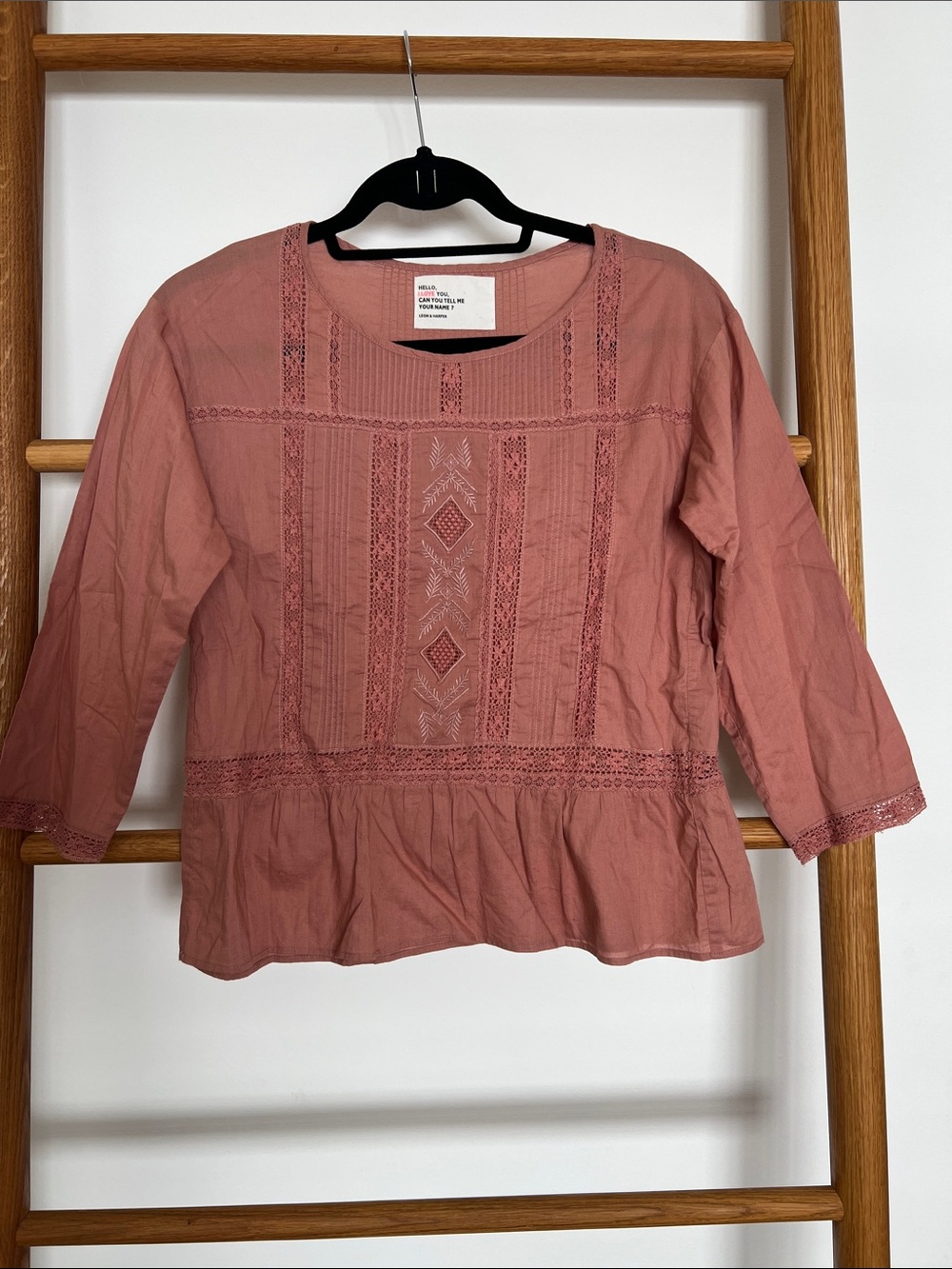 Leon & Harper Dusty Rose Embroidered Lace Trim Peasant Blouse Top